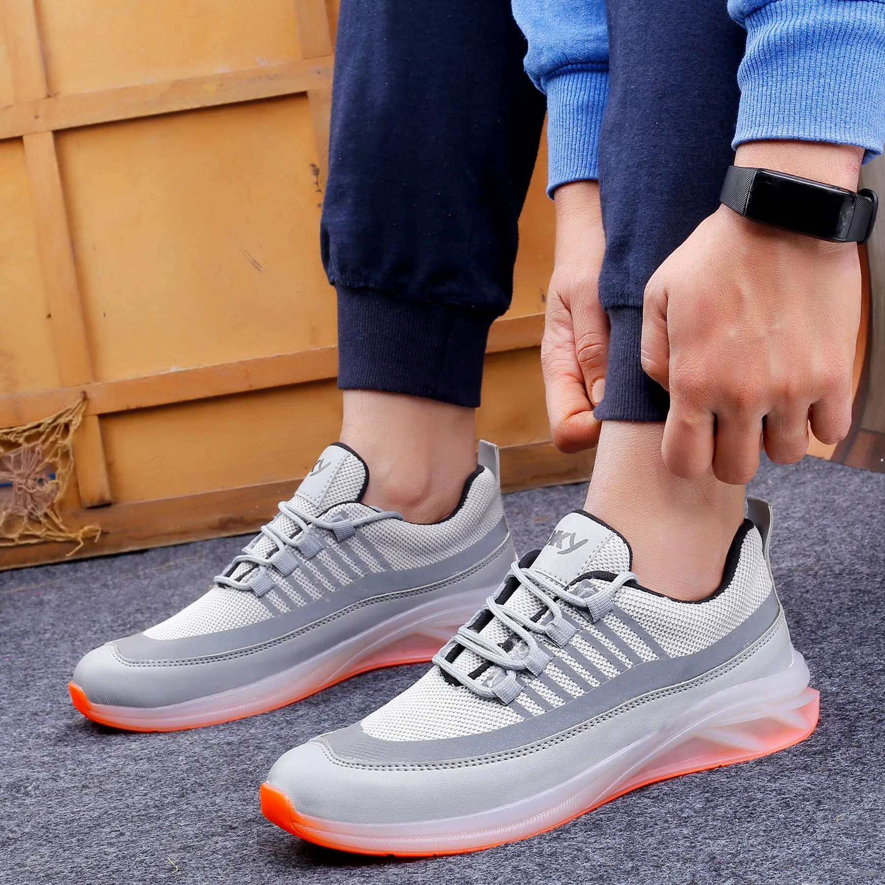 Bxxy's Men's Street Style Casual Sports Shoes