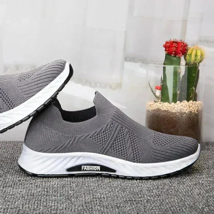 Casual Slip-on Mesh Sports Shoes Flying Woven Soft Breathable  Running Walking Flat Shoes Men