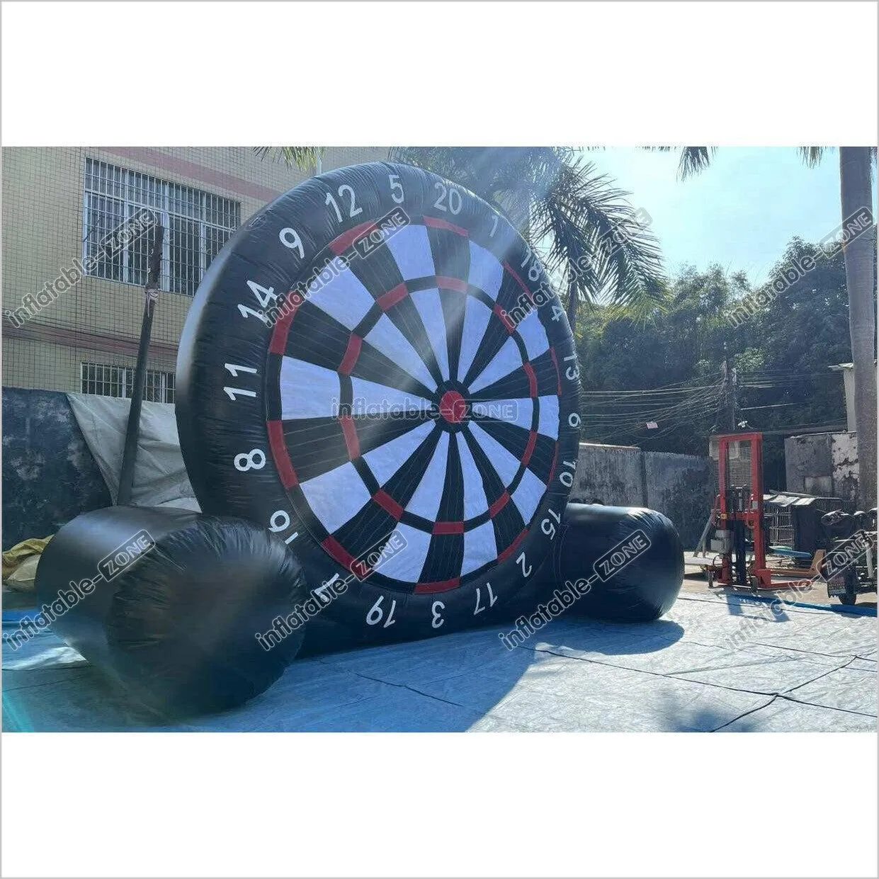 Huge Inflatable Soccer Darts Outdoor Interactive Entertainment Inflatables Football Dart Sports Games