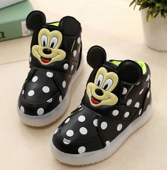 New European fashion cute LED lighting children shoes hot sales Lovely kids sneakers high quality cool boy girls boots