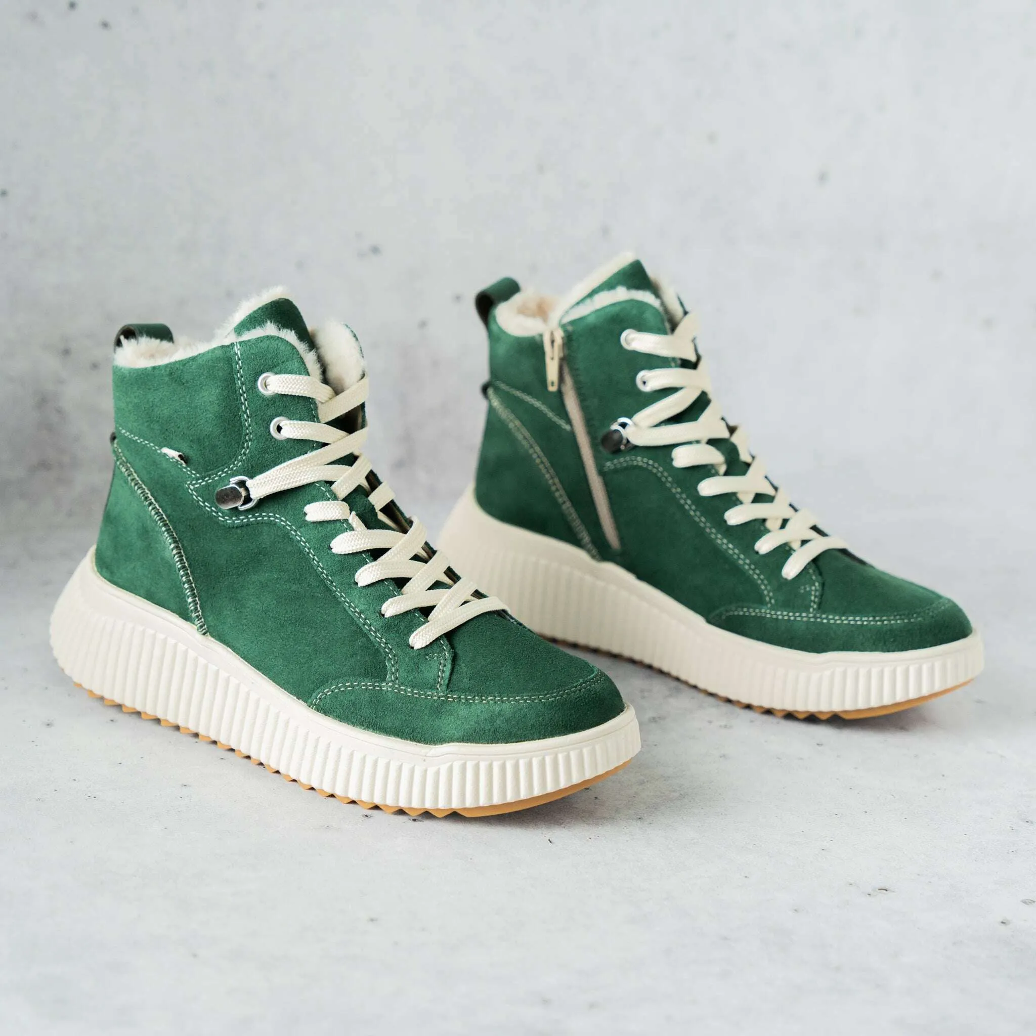 Revolution - W1771 - Black & Green Suede