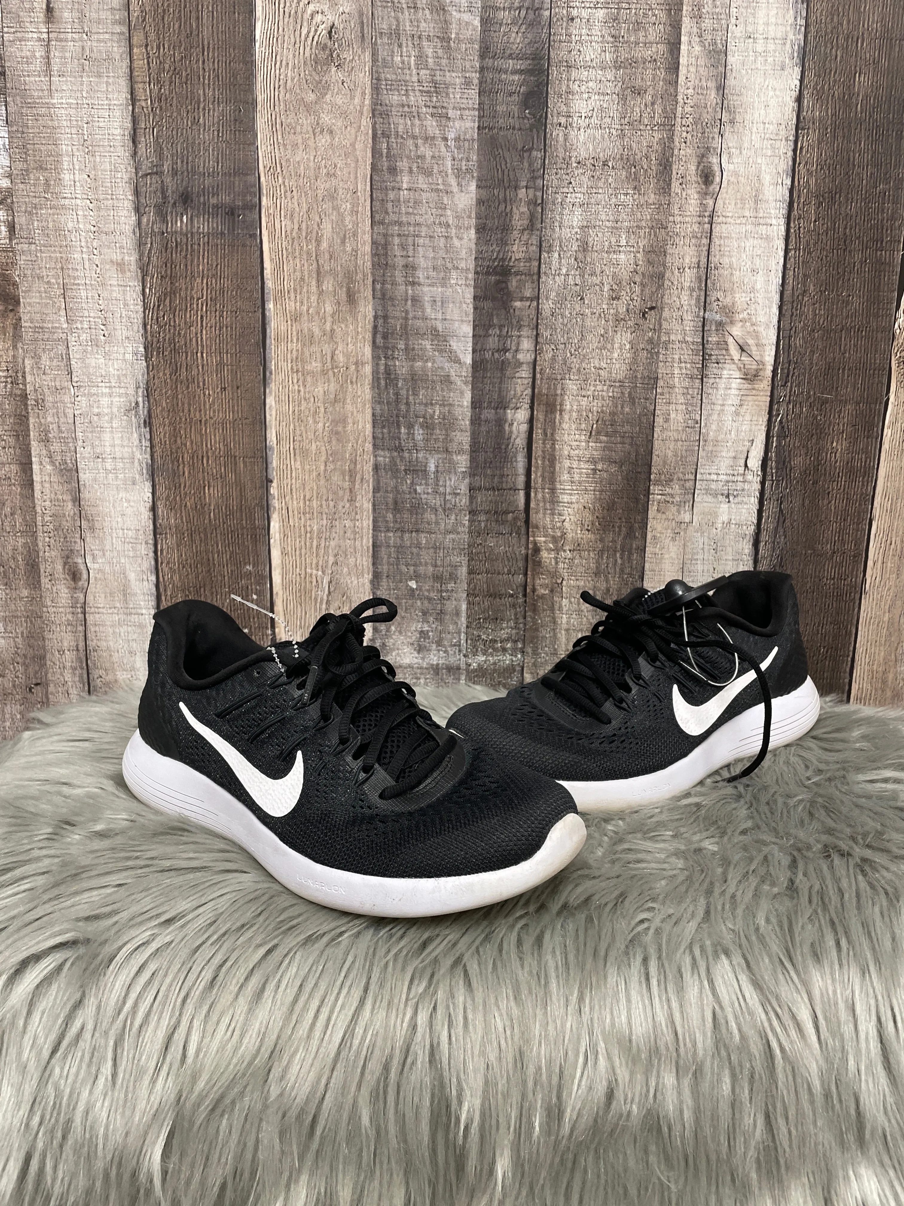 Shoes Athletic By Nike In Black, Size: 10.5