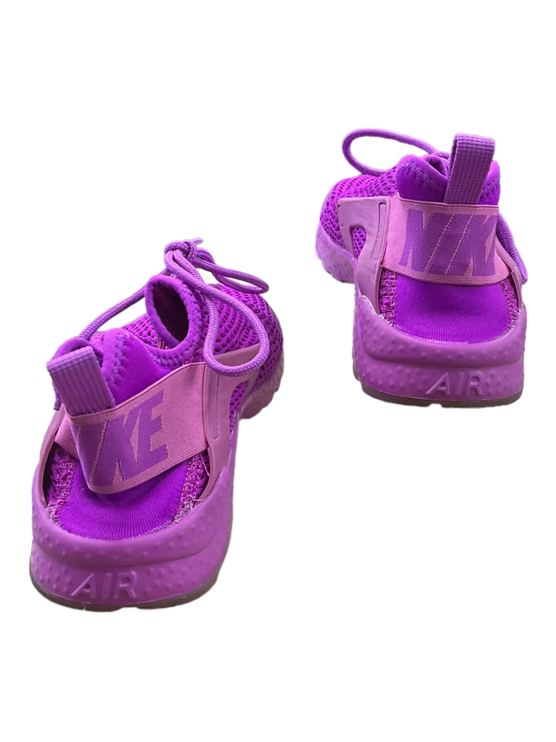 Shoes Athletic By Nike  Size: 6