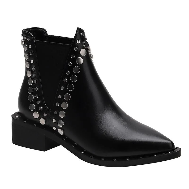 Stud Deatail Chelsea Boots