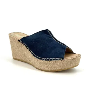 The Center Seam Espadrille Slide Sandal in Navy