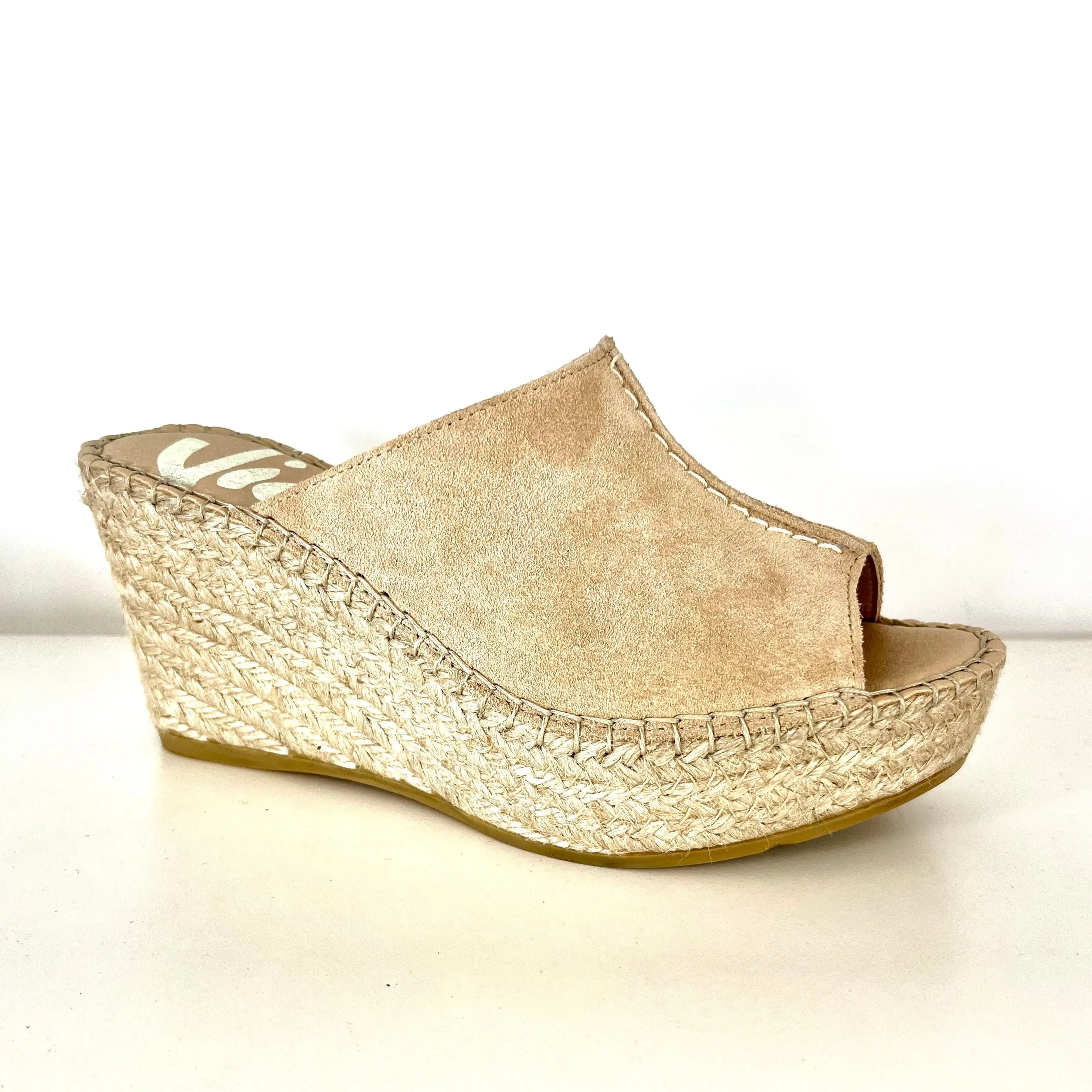 The Center Seam Espadrille Slide Sandal in Sand